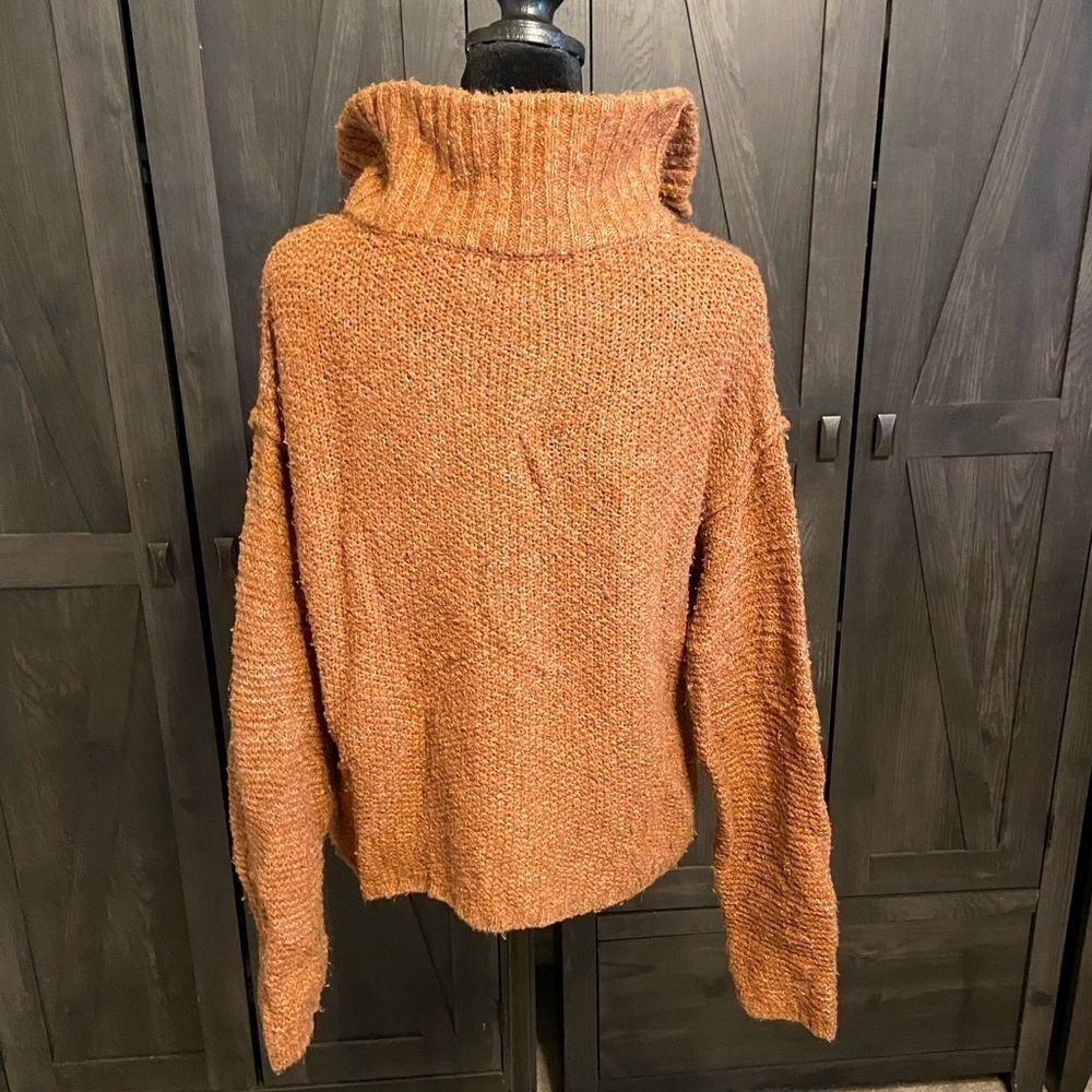 Universal Thread Rust Half Zip Sweater Size M - Picture 2 of 4